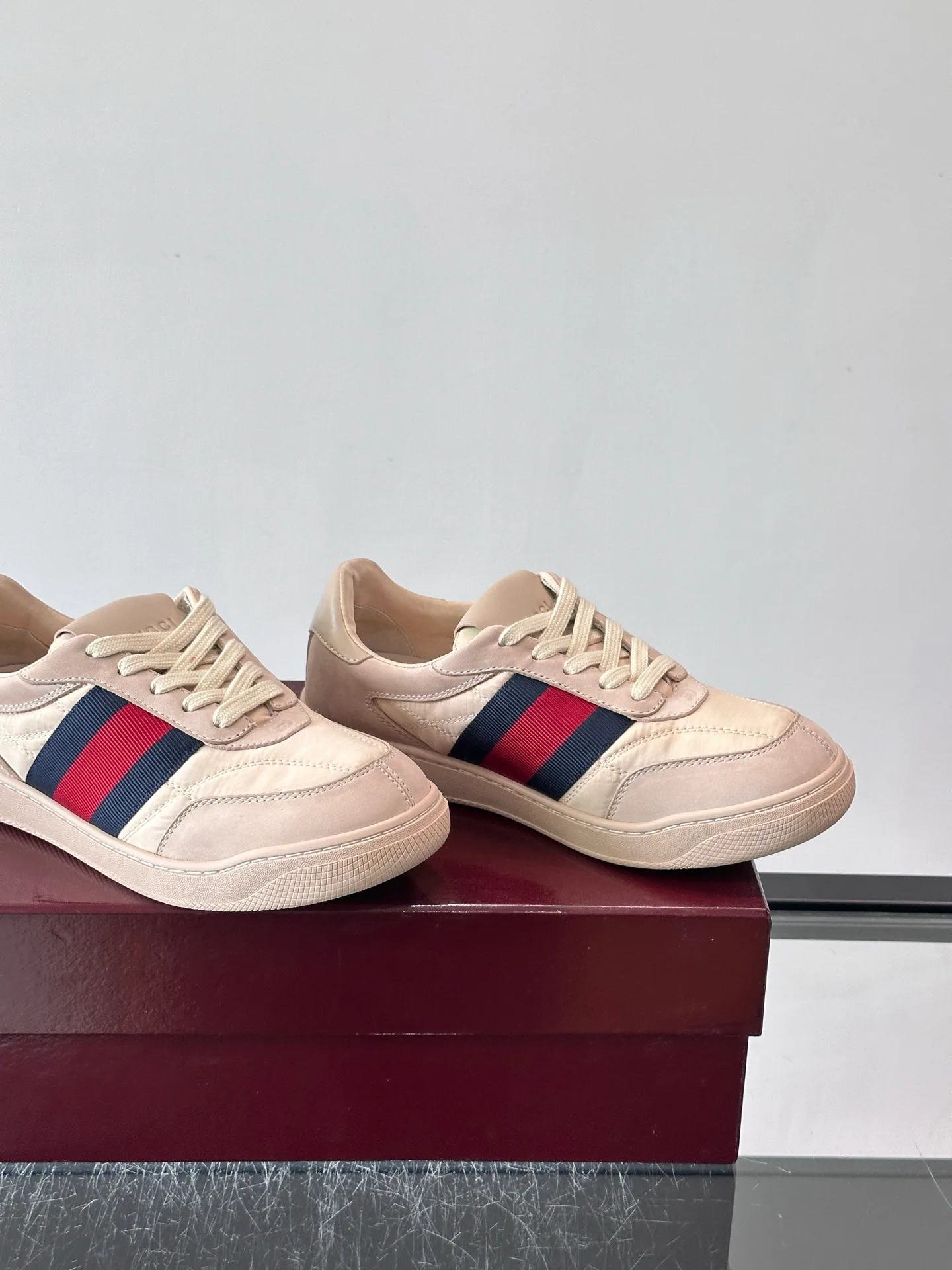 Women's Sneakers GUCCI 18102029