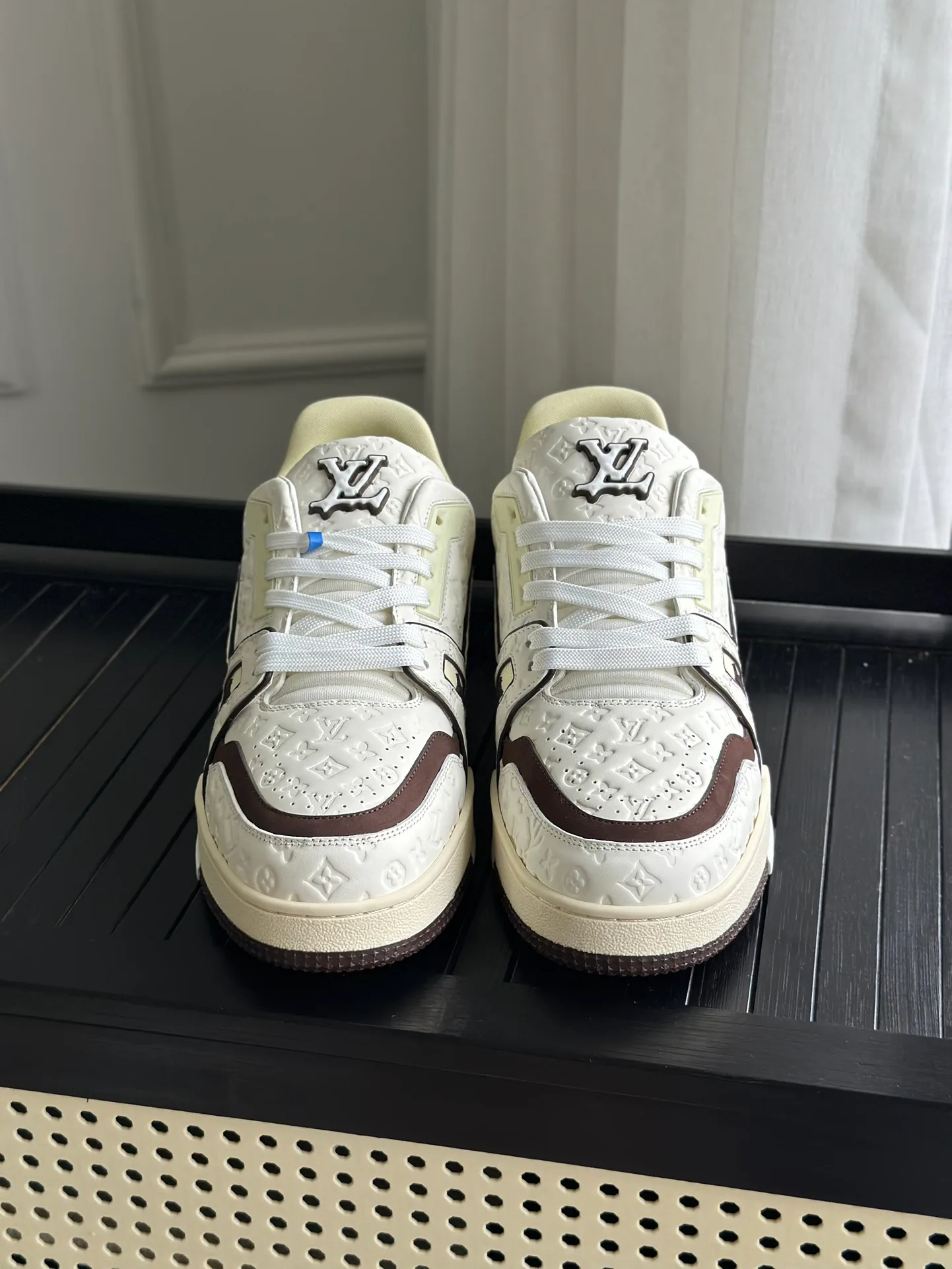 Women's Sneakers LOUIS VUITTON 18014116