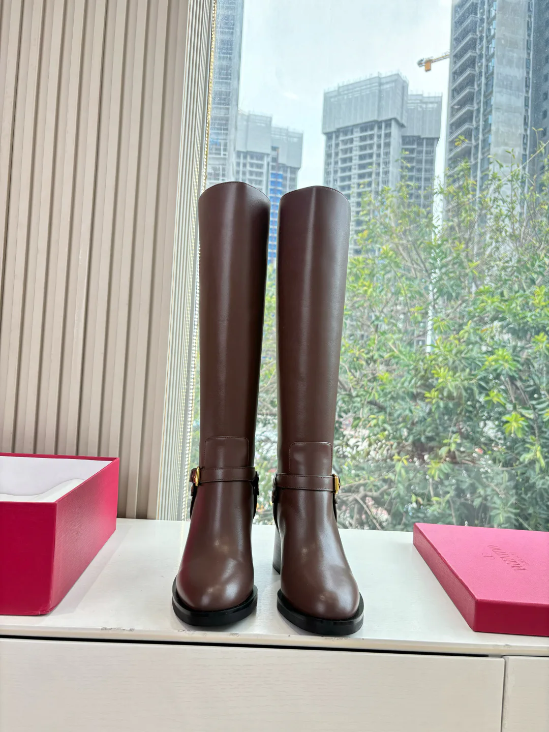 Women's Boots VALENTINO 18414320