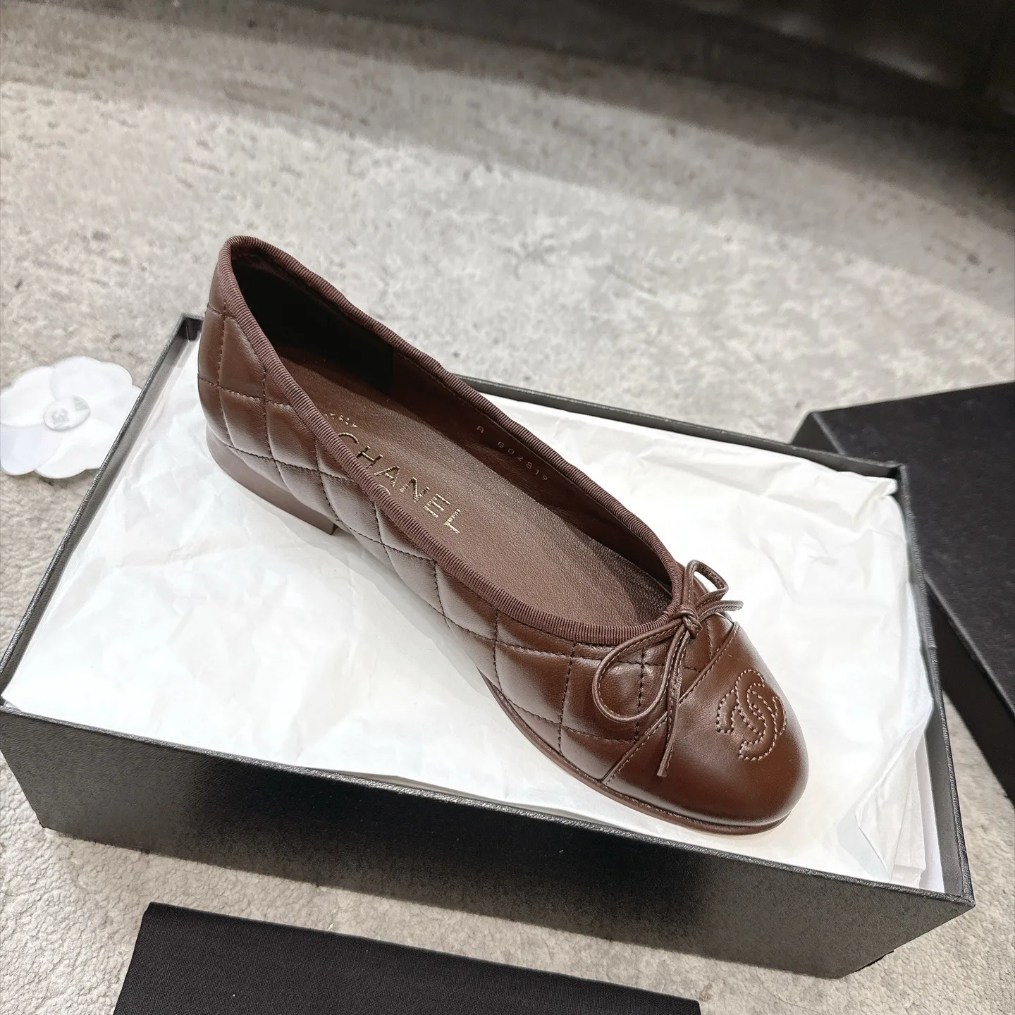 Women's Ballet Flats CHANEL 18323585