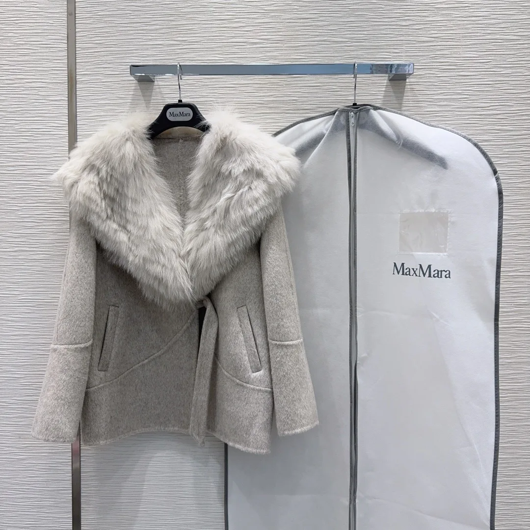 Women's Coats MAX MARA 18456278