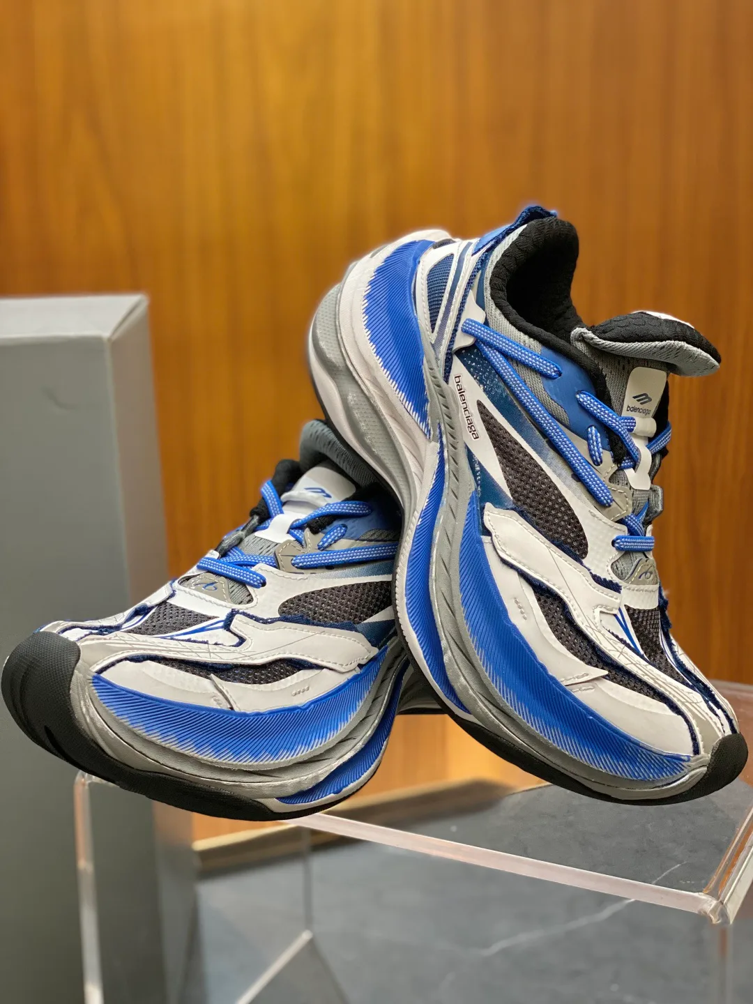 Women's Sneakers BALENCIAGA 16934988