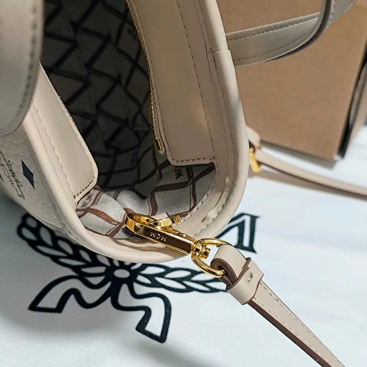 Women's Classic Handbags MCM 17896734