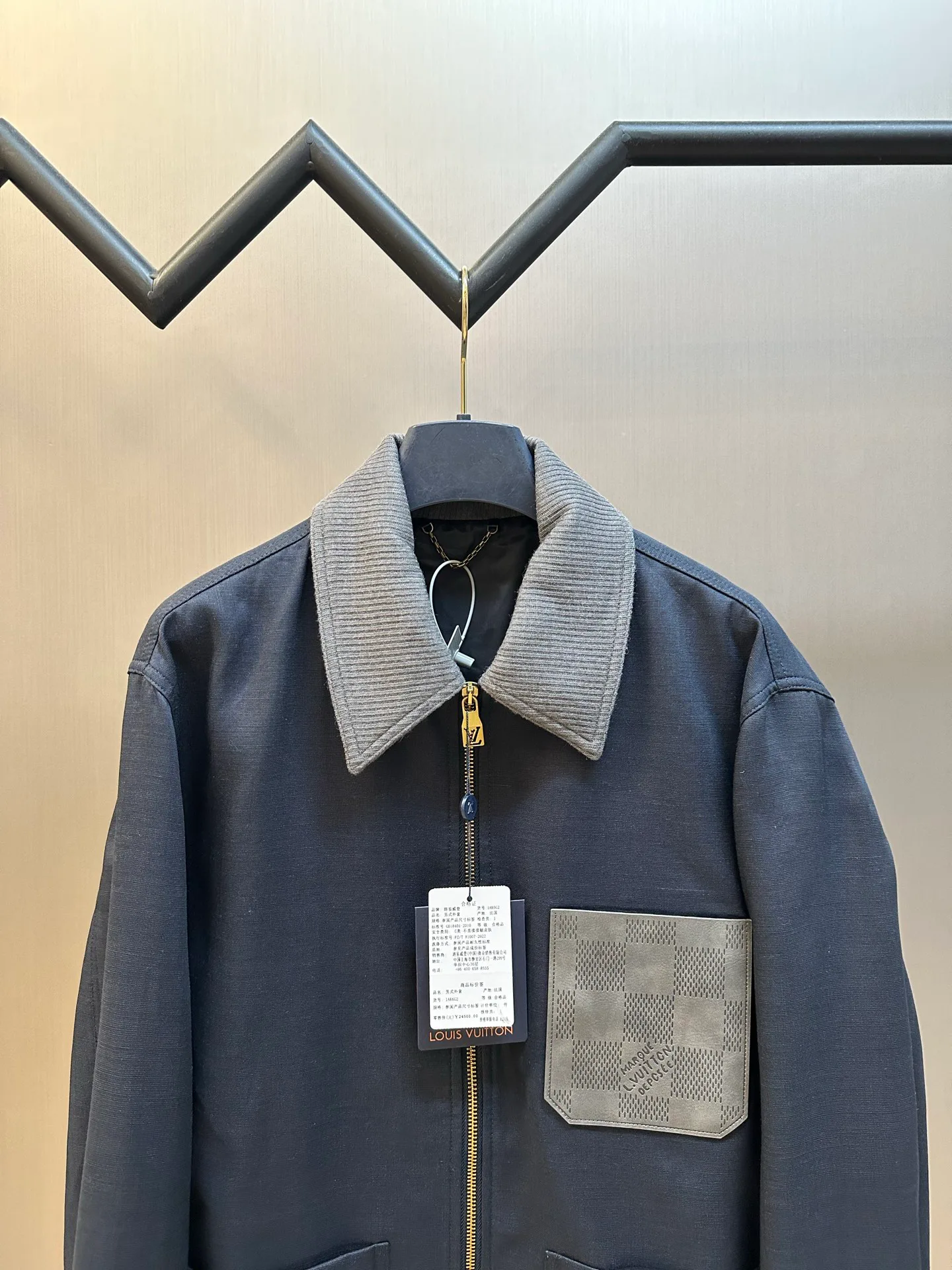 Men's Jackets And Down Jackets LOUIS VUITTON 18178962