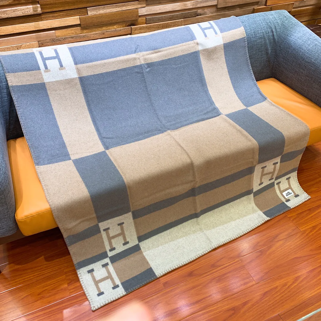 Textiles HERMES 17992390