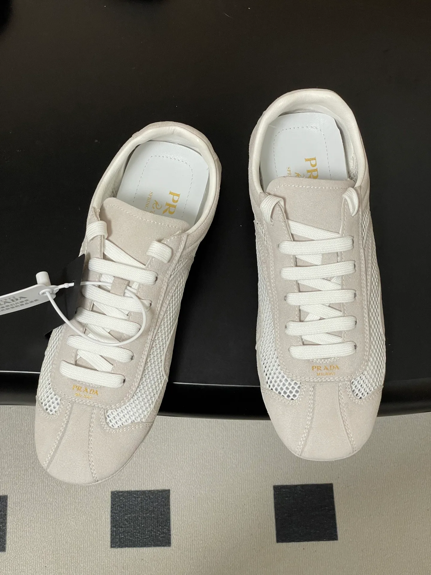 Women's Sneakers PRADA 18492562