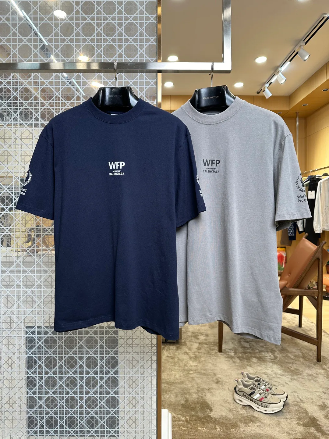 Men's T-Shirts BALENCIAGA 18260902