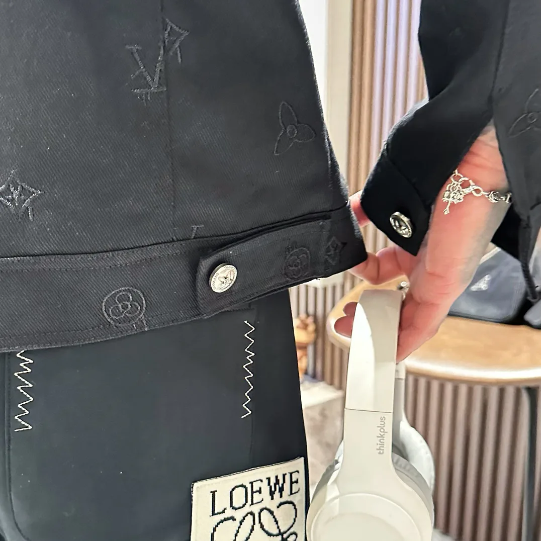 Men's Jackets And Down Jackets LOUIS VUITTON 18197293