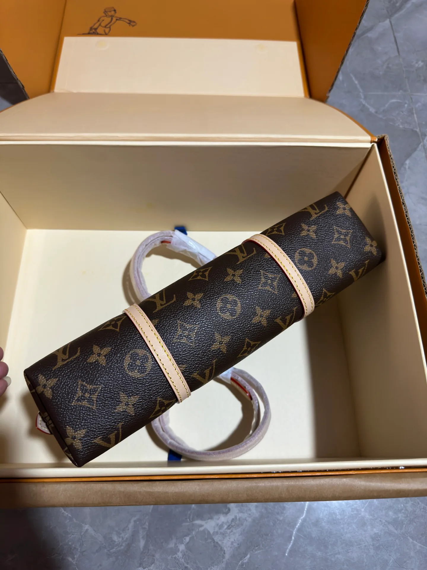 Women's Classic Handbags LOUIS VUITTON 17498627