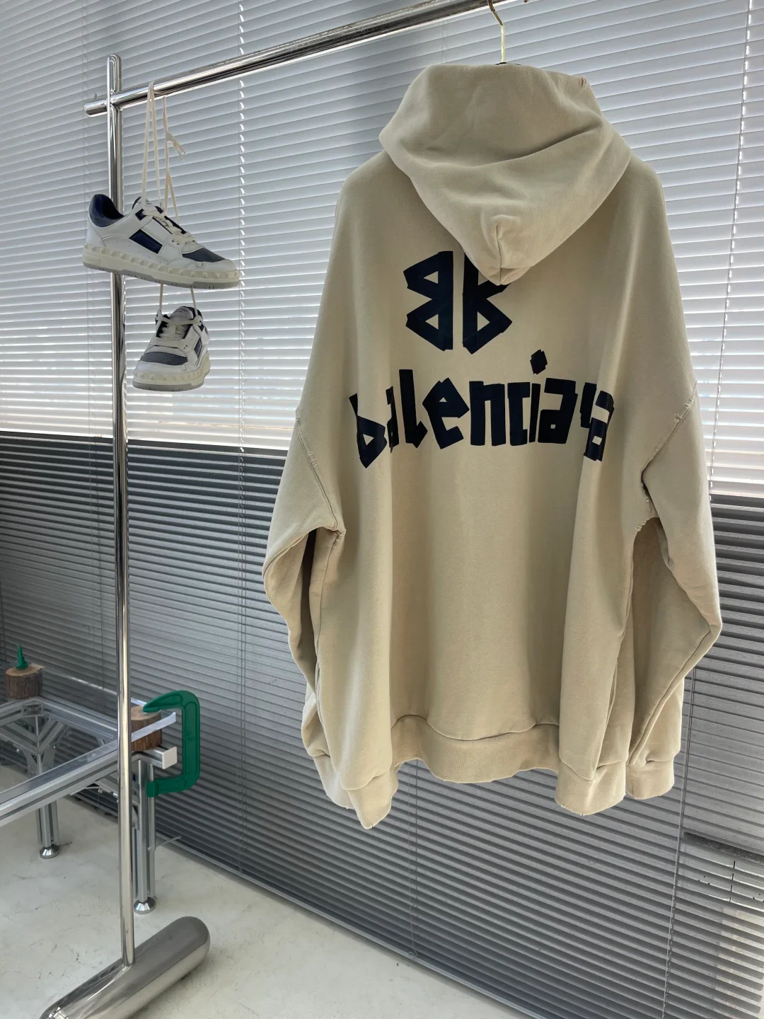 Men's Sweatshirts And Hoodies BALENCIAGA 18320152