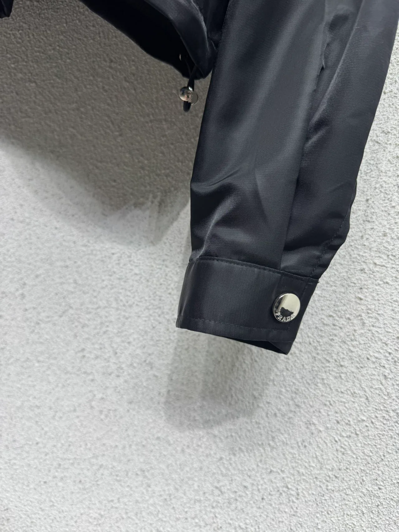 Women's Jackets And Down Jackets PRADA 18023593