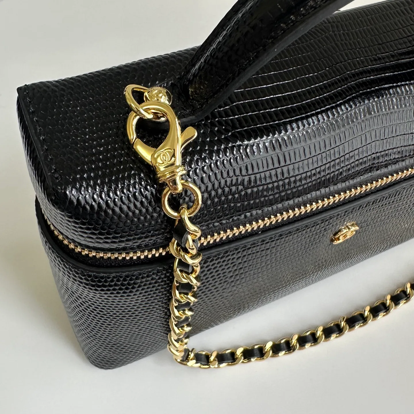 Women's Classic Handbags CHANEL 18338055