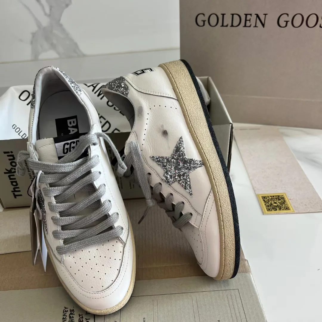 Women's Sneakers GOLDEN GOOSE 16995676