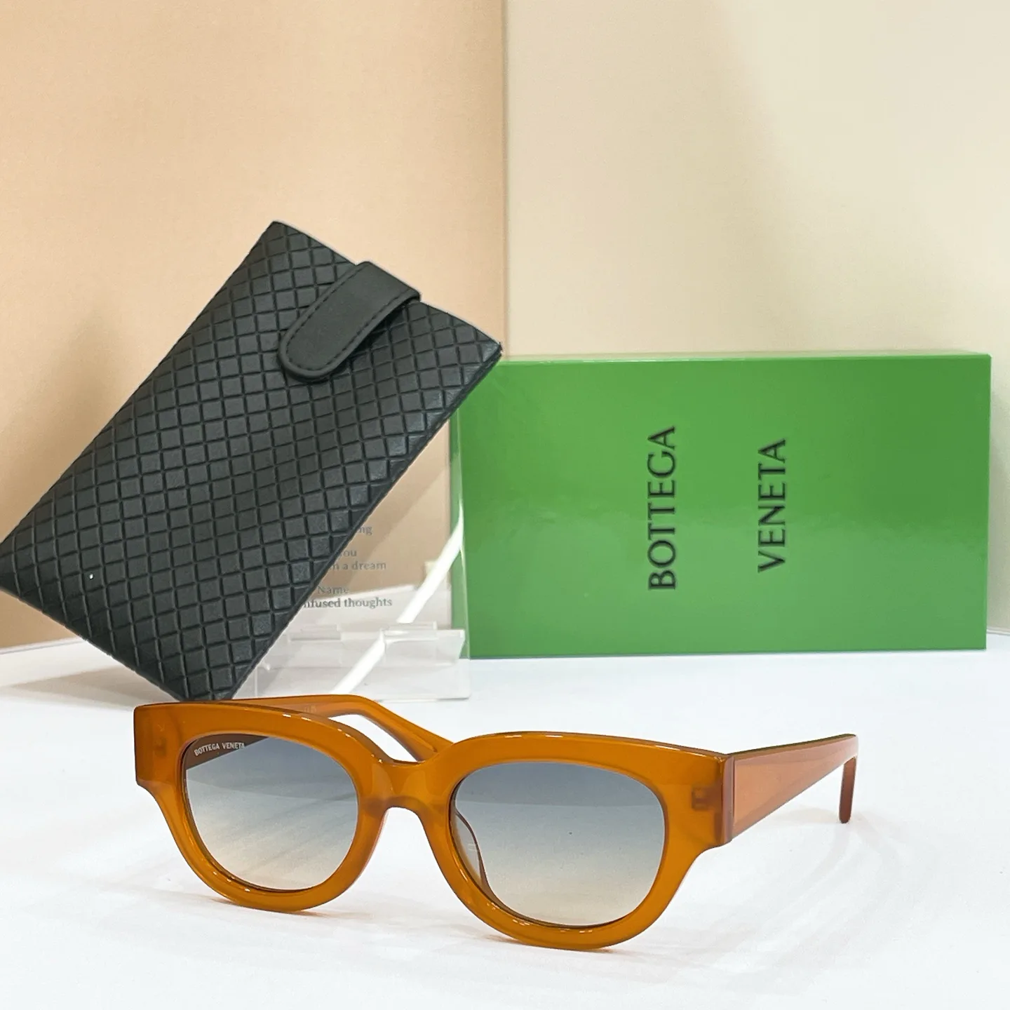 Glasses BOTTEGA VENETA 17495964