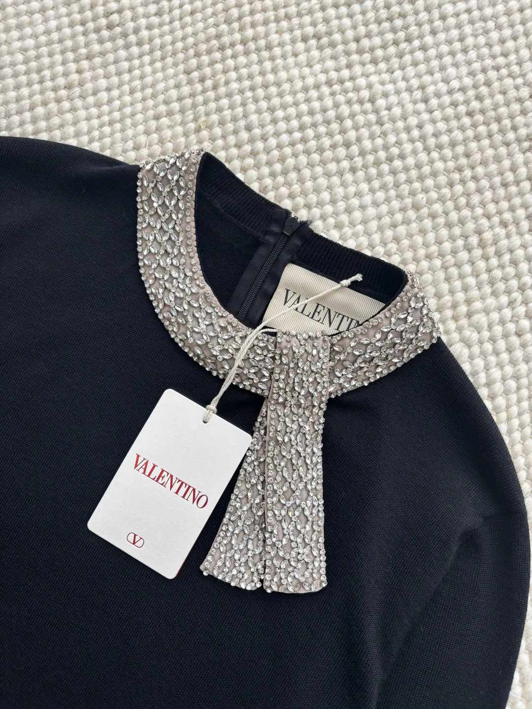 Women's Jumpers And Sweaters VALENTINO 18050074