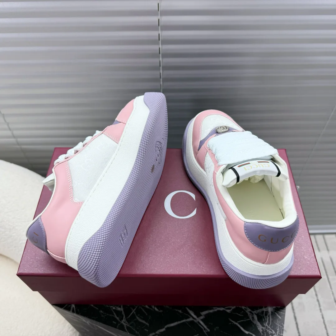 Women's Sneakers GUCCI 18011384