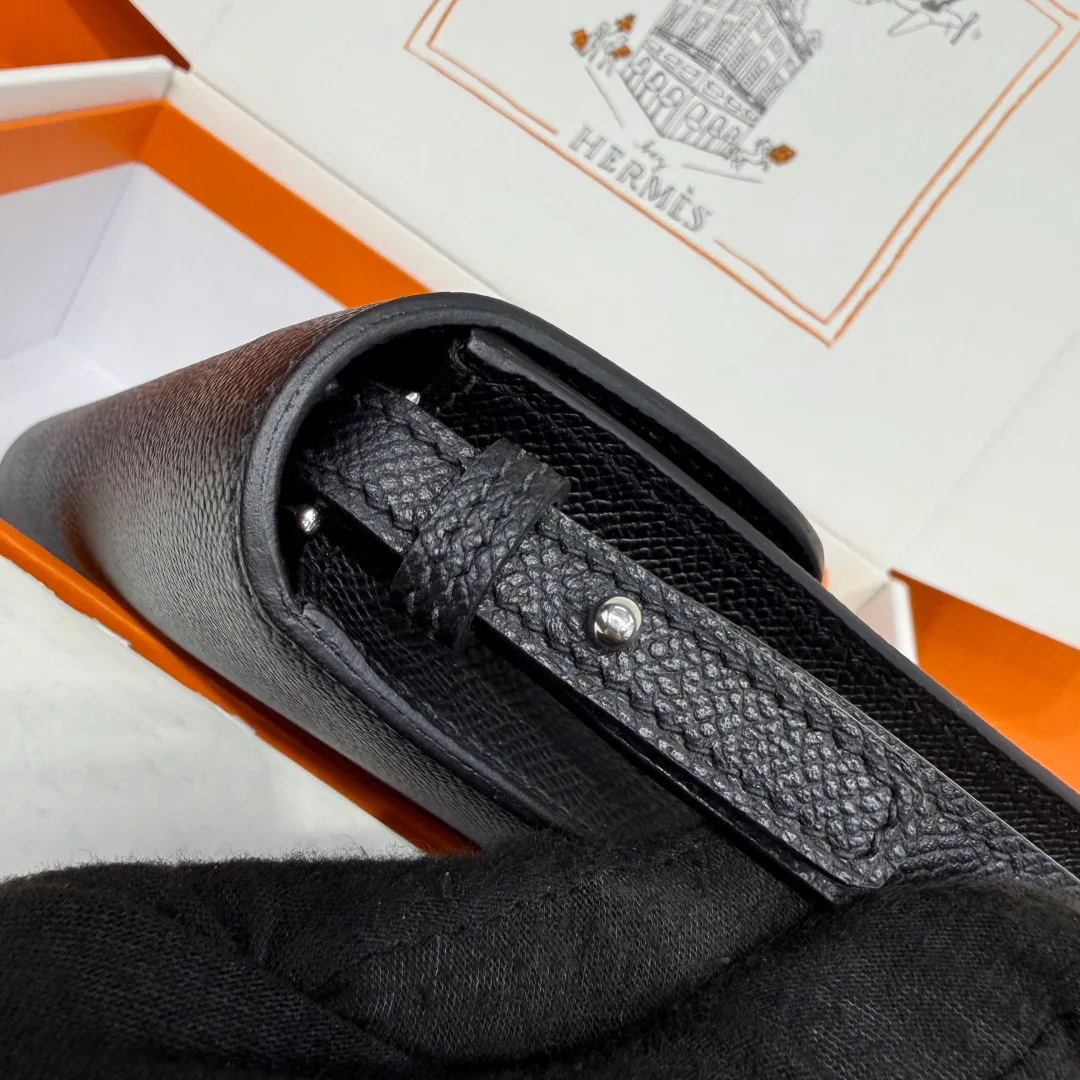 Women's Clutches HERMES 18077364