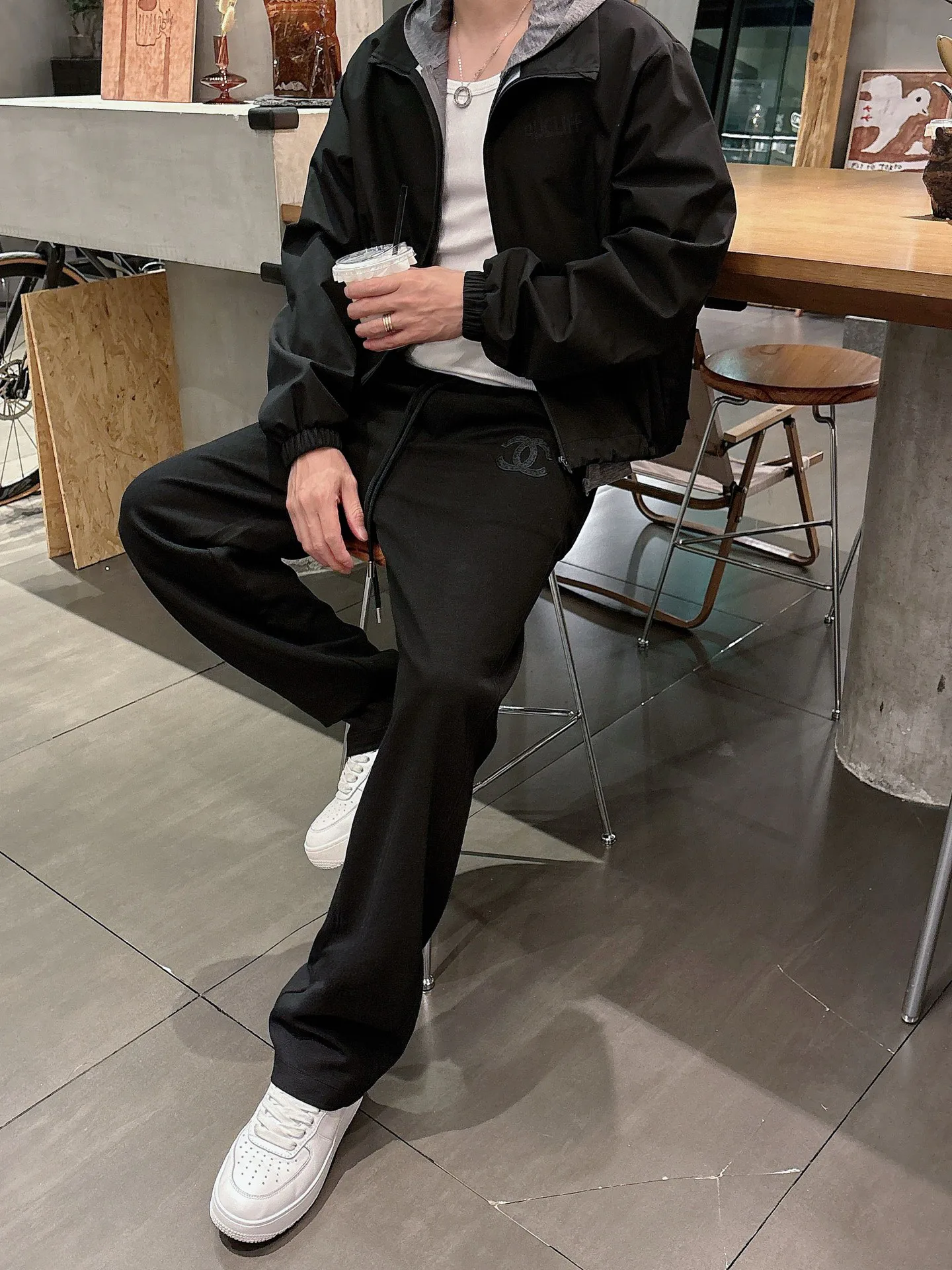 Men's Trousers CHANEL 18399254