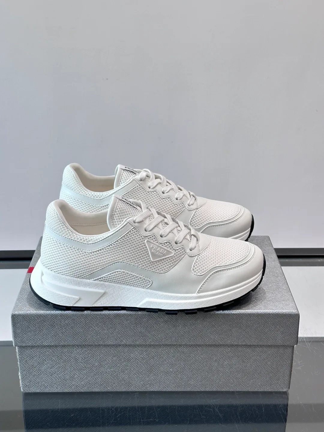 Men's Sneakers PRADA 17349411