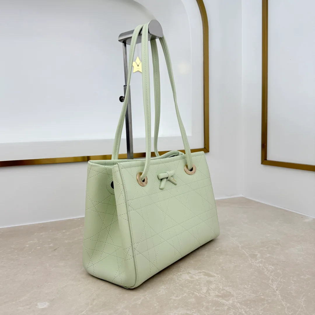 Women's Classic Handbags CHRISTIAN DIOR 18187886