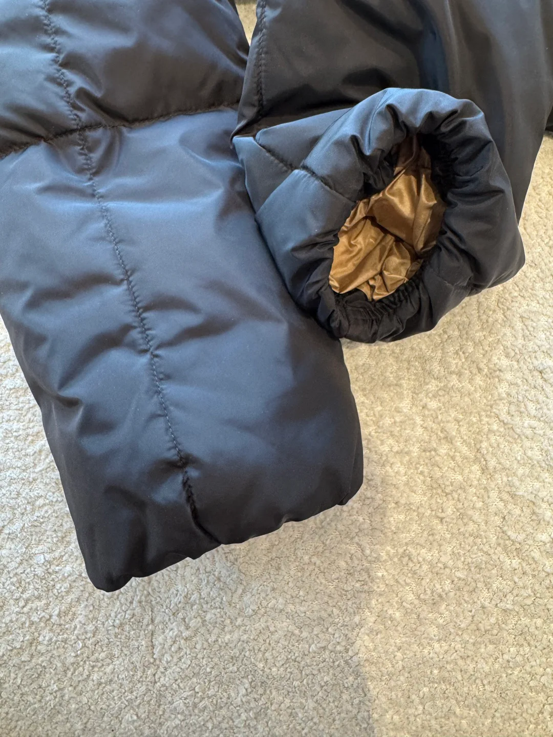 Women's Jackets And Down Jackets MONCLER 18189304