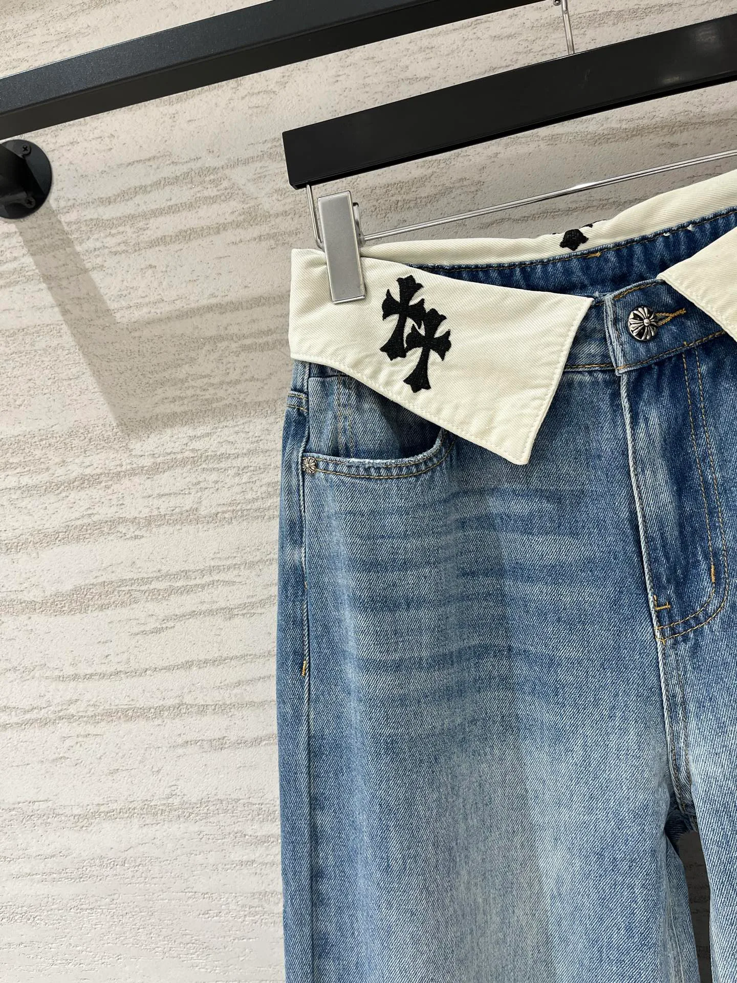 Women's Jeans CHROME HEARTS 17852441