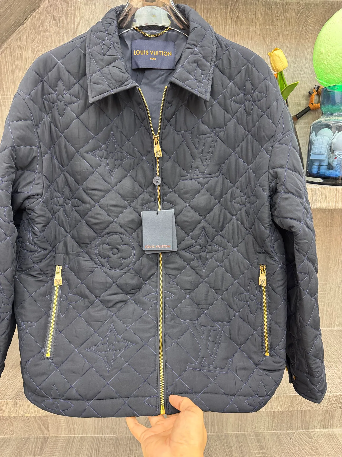 Men's Jackets And Down Jackets LOUIS VUITTON 18140186