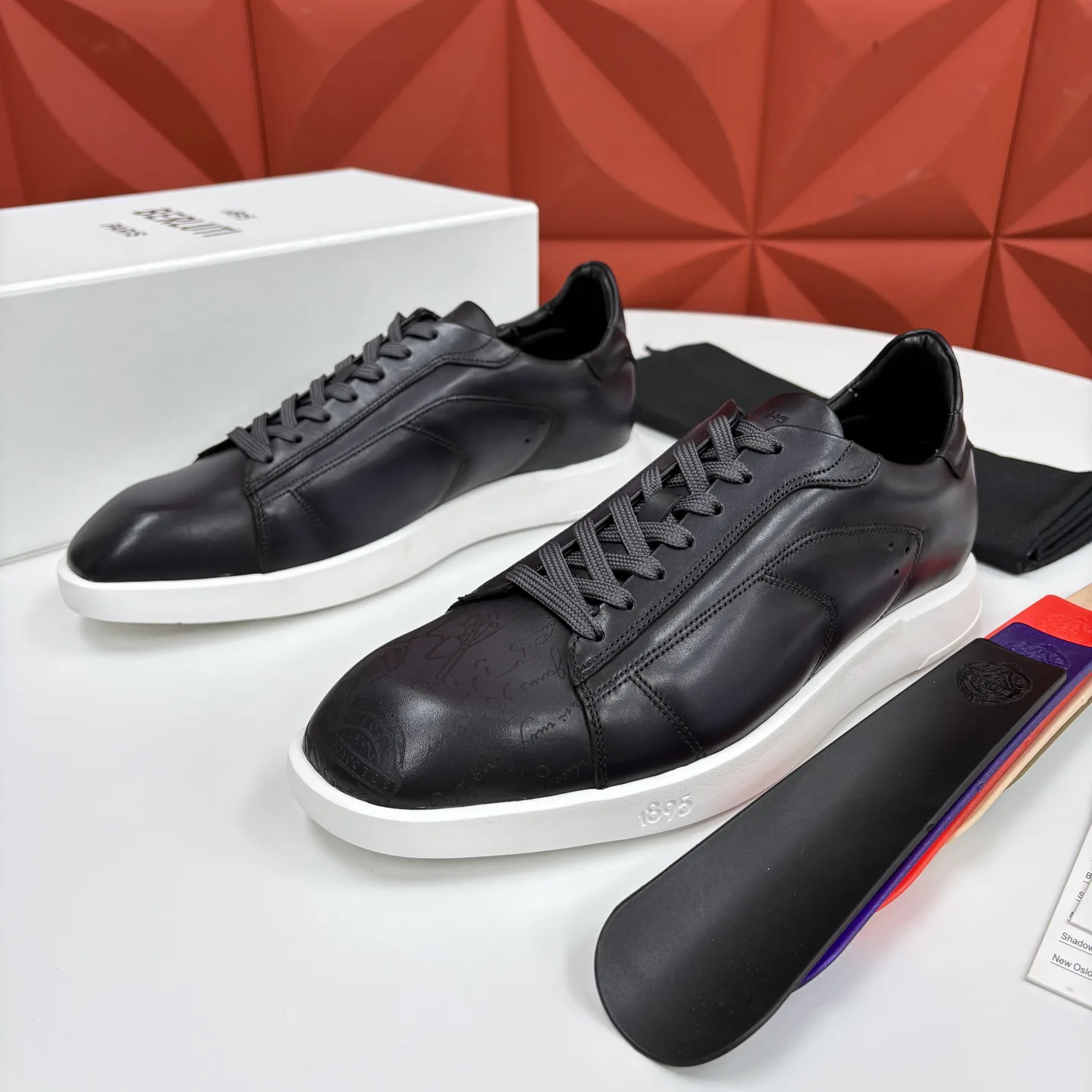 Men's Sneakers BERLUTI 17880685