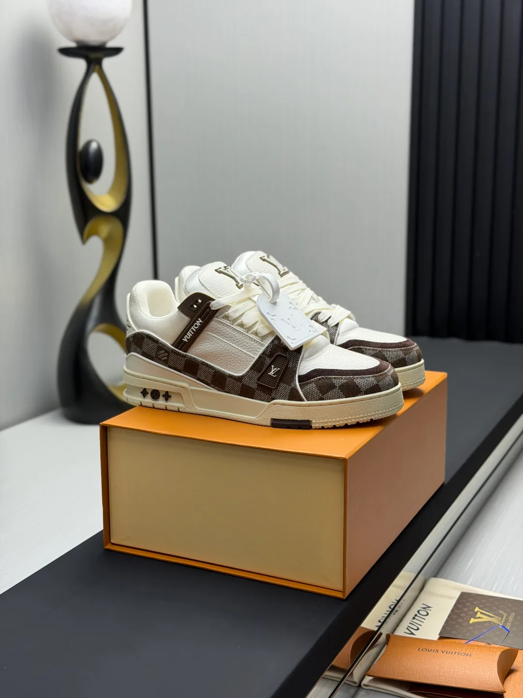 Women's Sneakers LOUIS VUITTON 17865121
