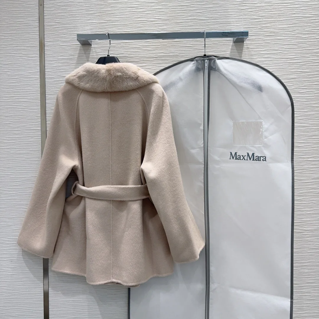 Women's Coats MAX MARA 18172461