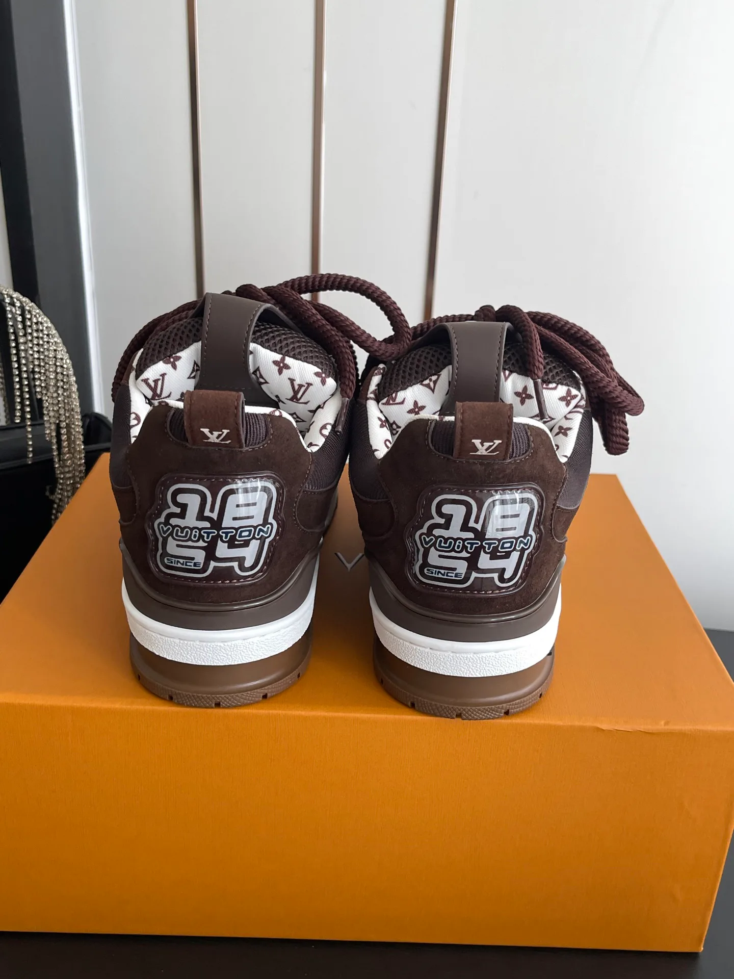 Women's Sneakers LOUIS VUITTON 17554387