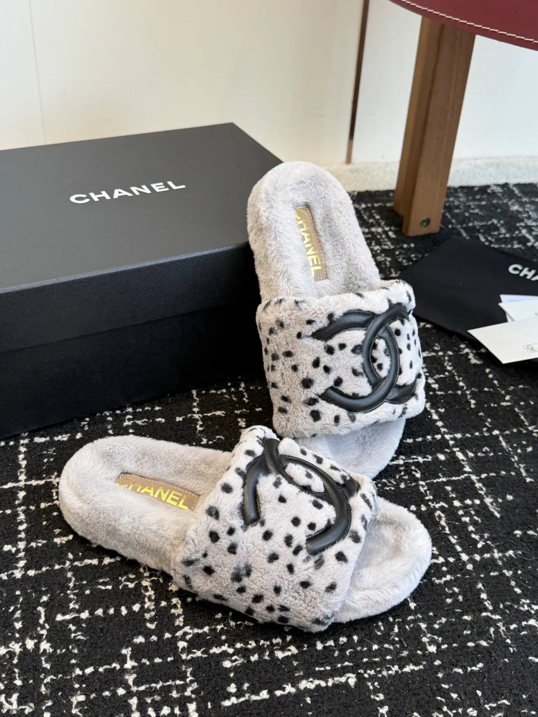Women's Slippers CHANEL 18053856