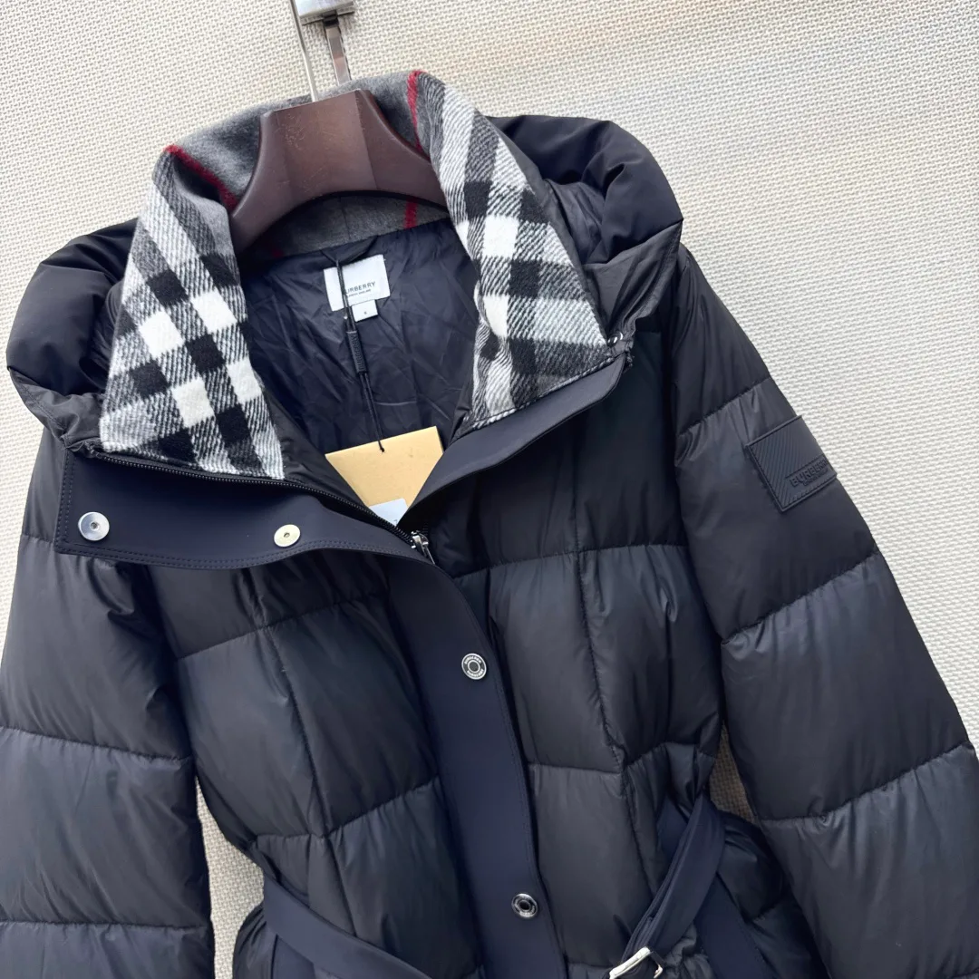 Women's Jackets And Down Jackets BURBERRY 18245901