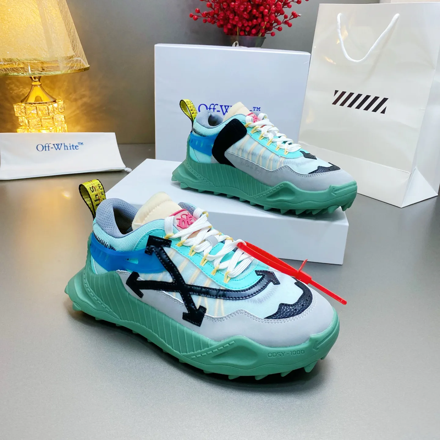 Women's Sneakers OFF-WHITE 17530535