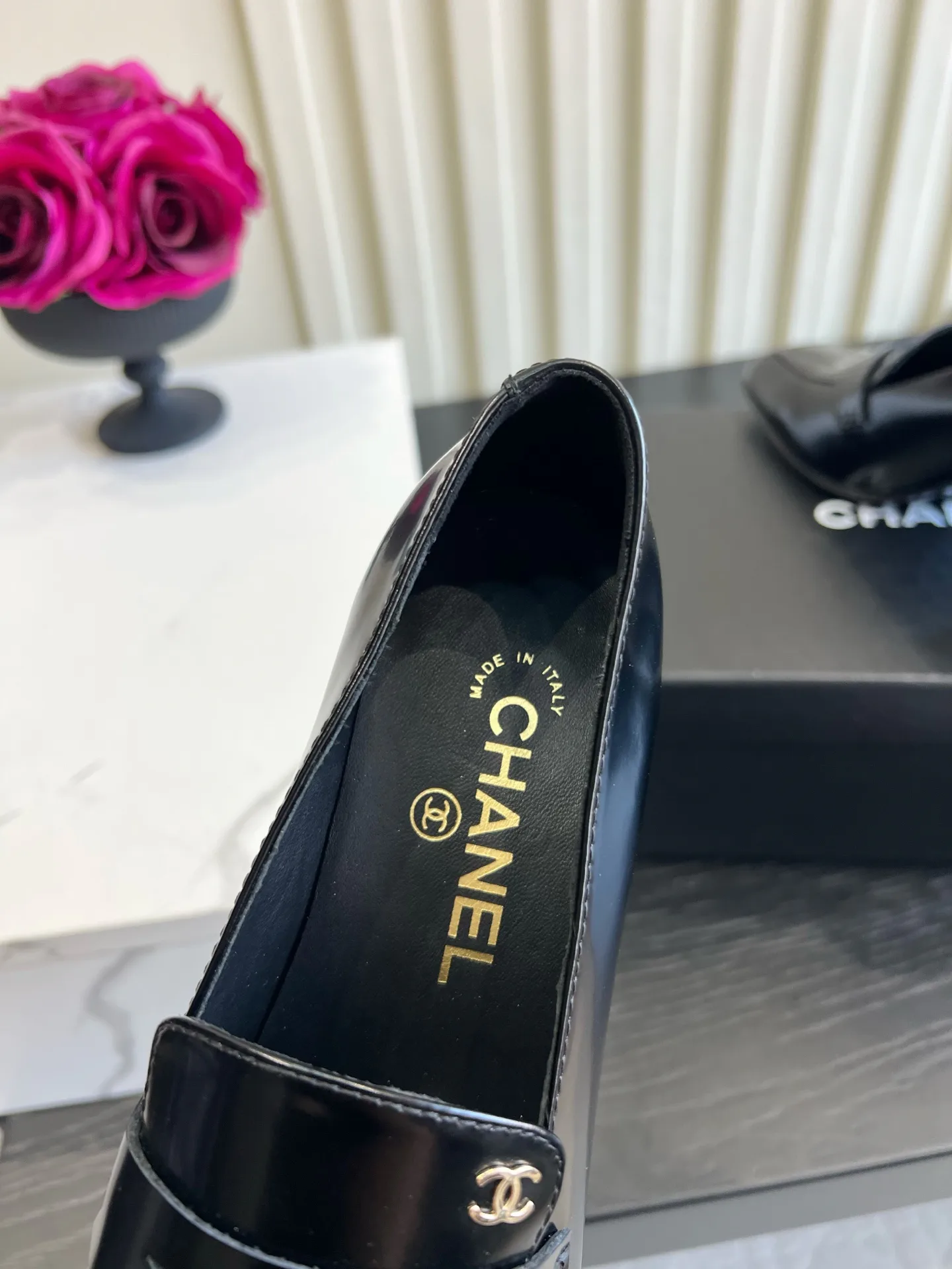 Women's Loafers And Moccasins CHANEL 18223044