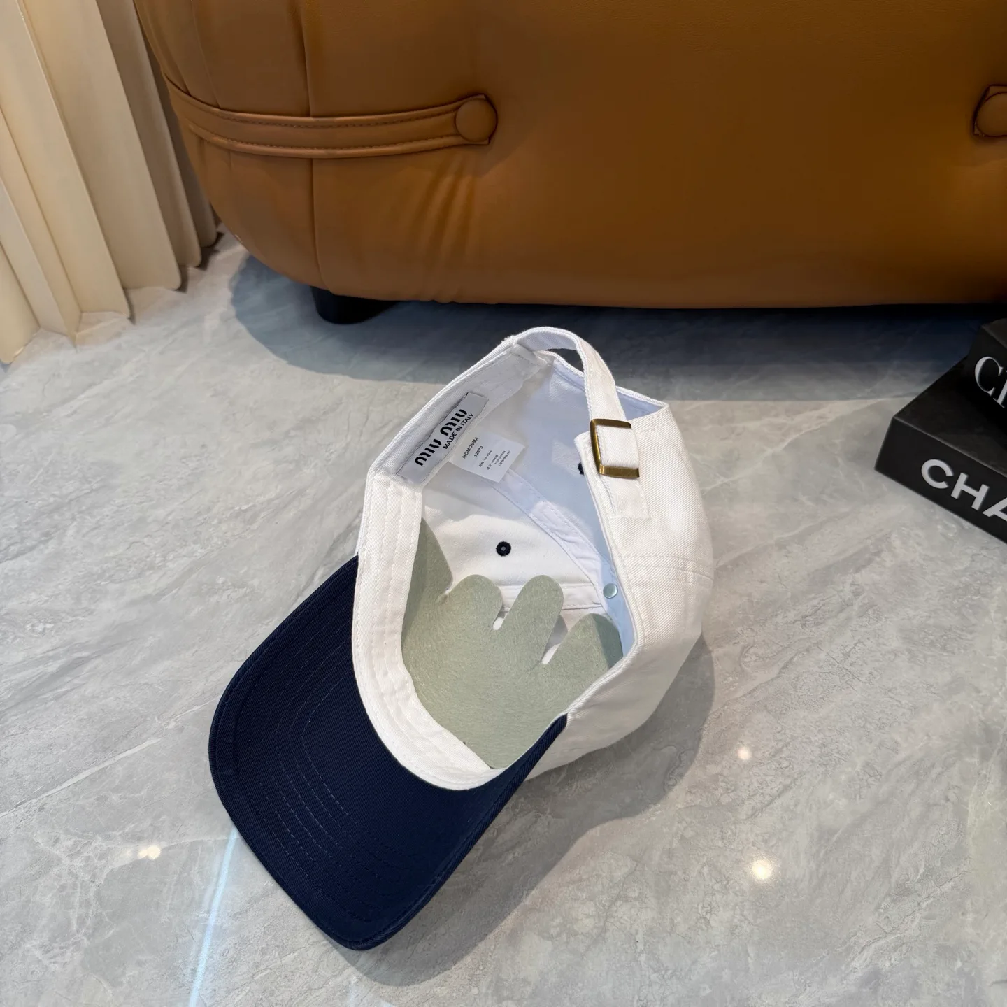Hats MIU MIU 17515290
