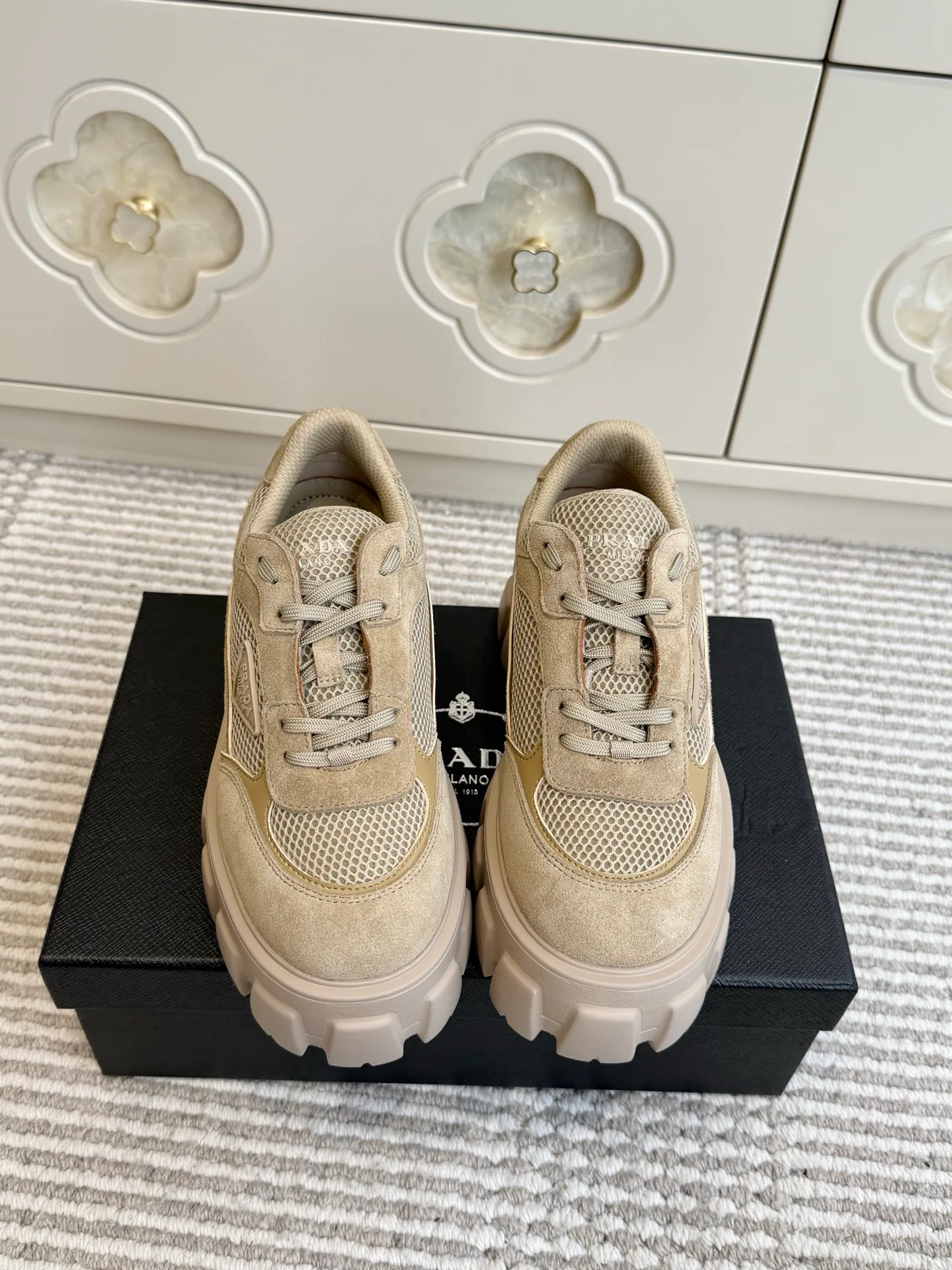Women's Sneakers PRADA 18261278