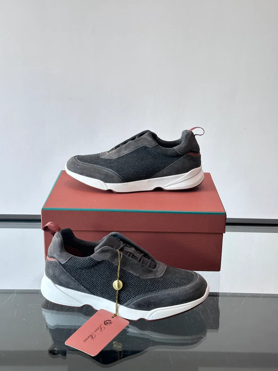 Men's Sneakers LORO PIANA 17730605