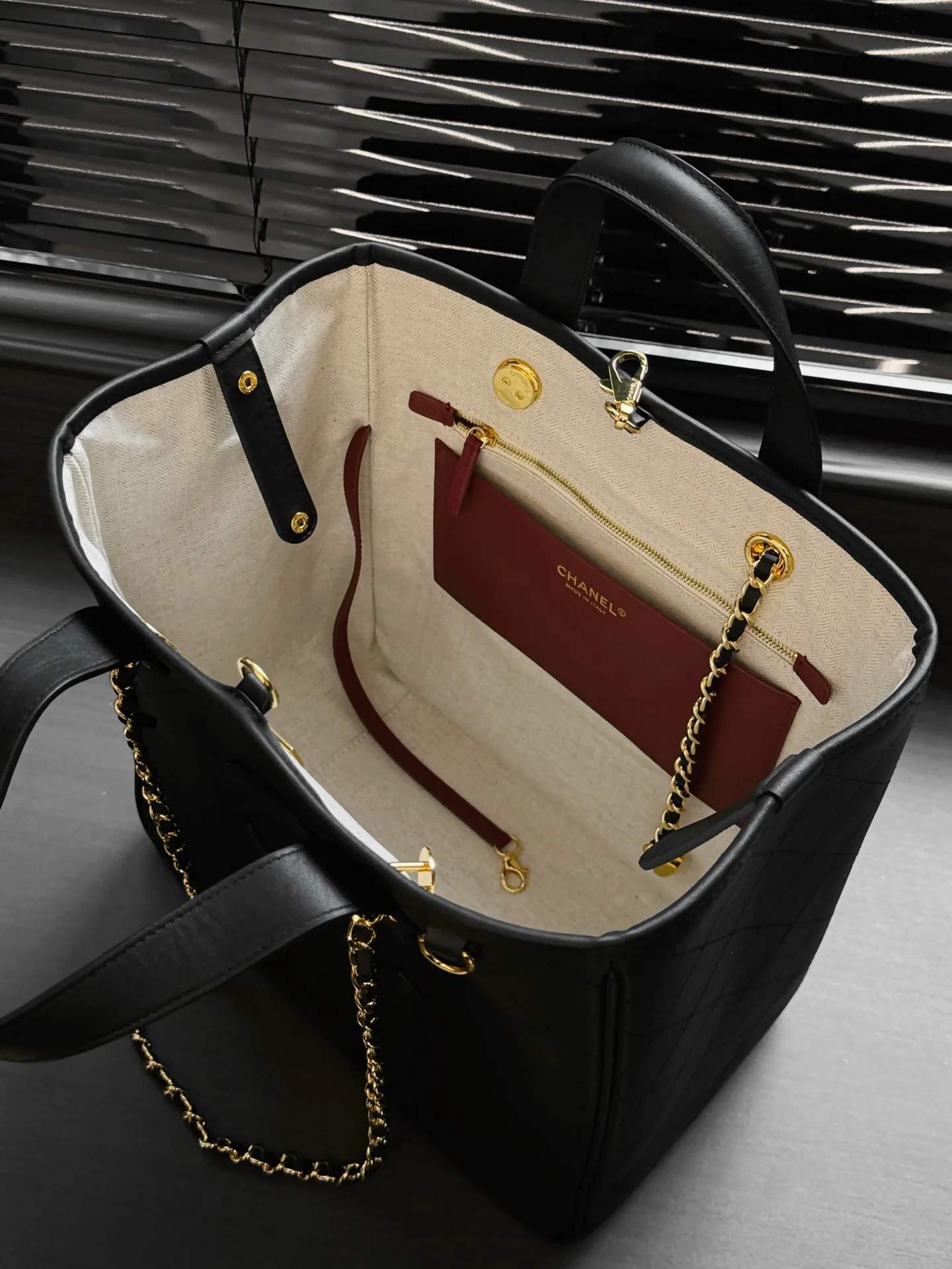 Women's Classic Handbags CHANEL 18147887