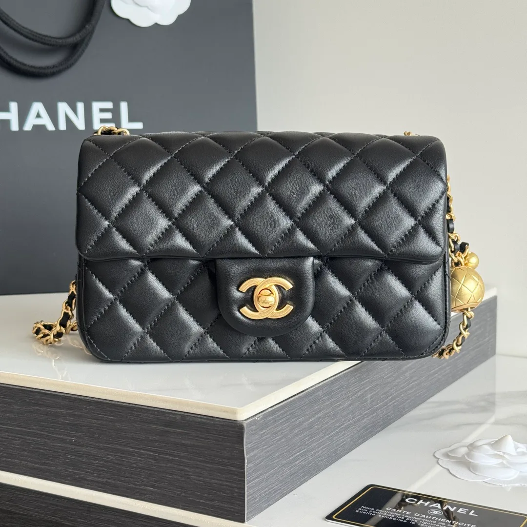 Women's Classic Handbags CHANEL 17827590