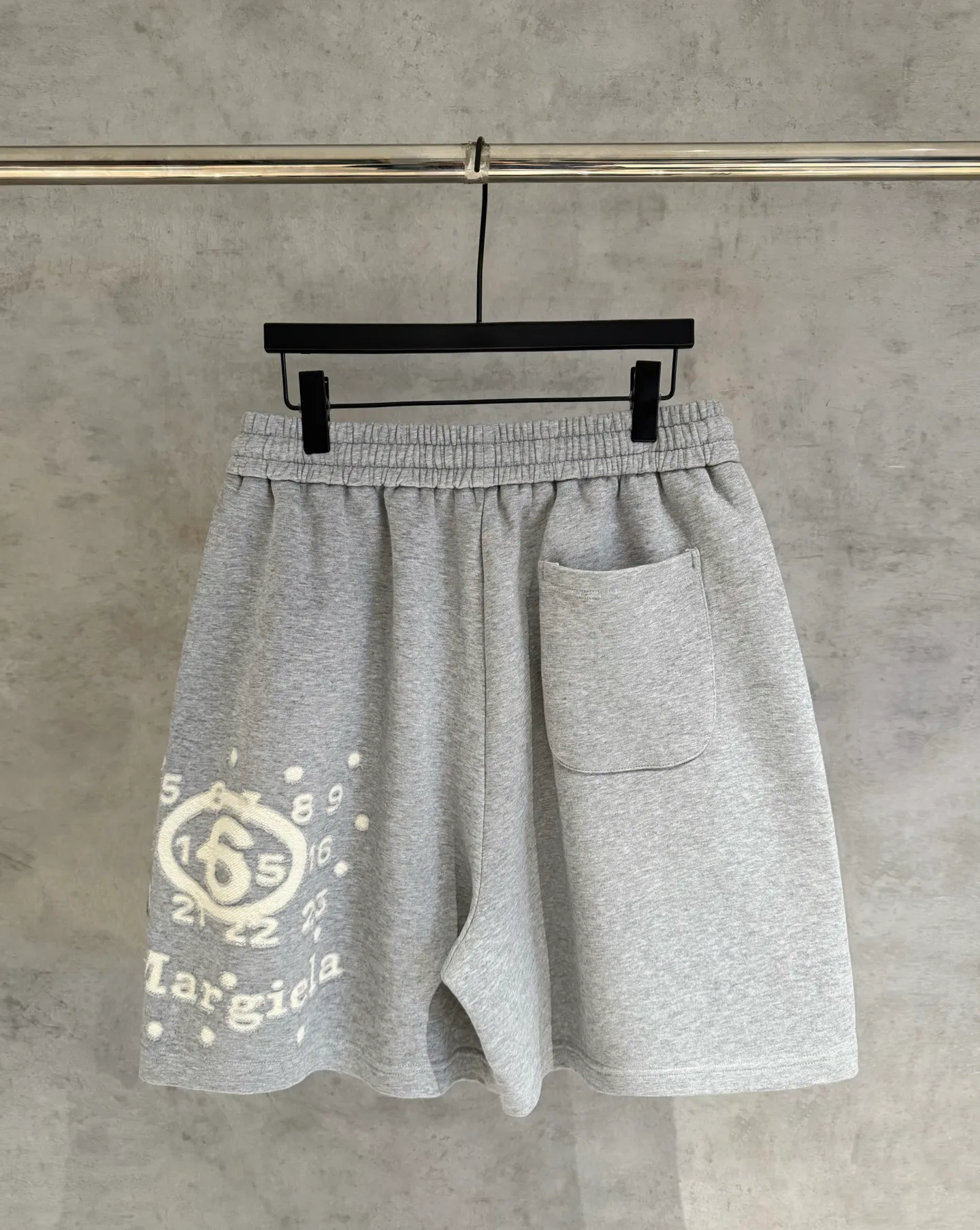 Men's Shorts MAISON MARGIELA 17567007