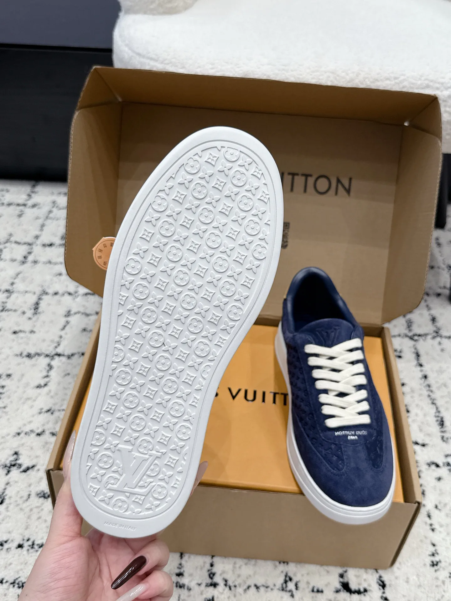 Men's Sneakers LOUIS VUITTON 17522823