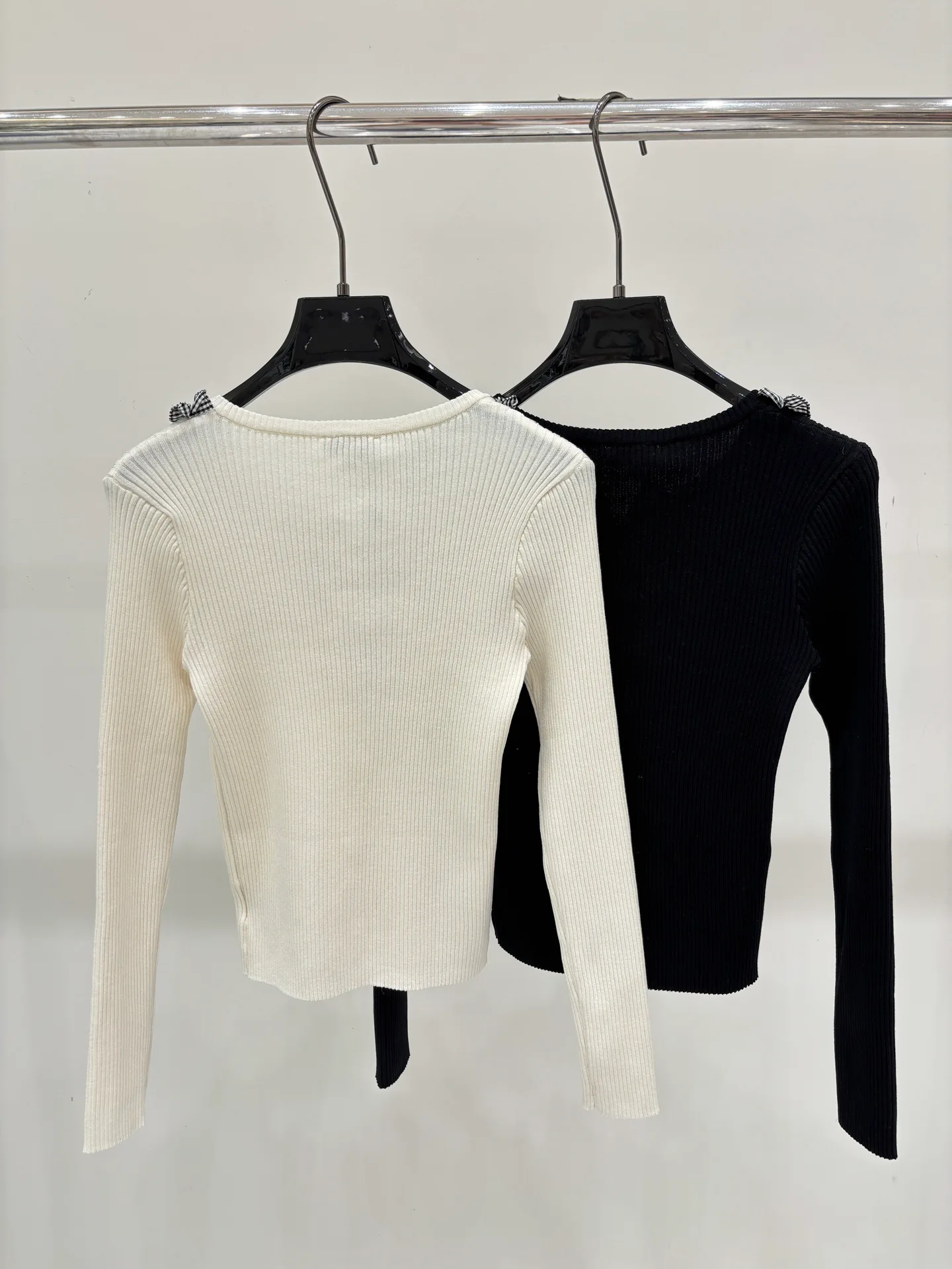 Women's Jumpers And Sweaters CHANEL 18137816