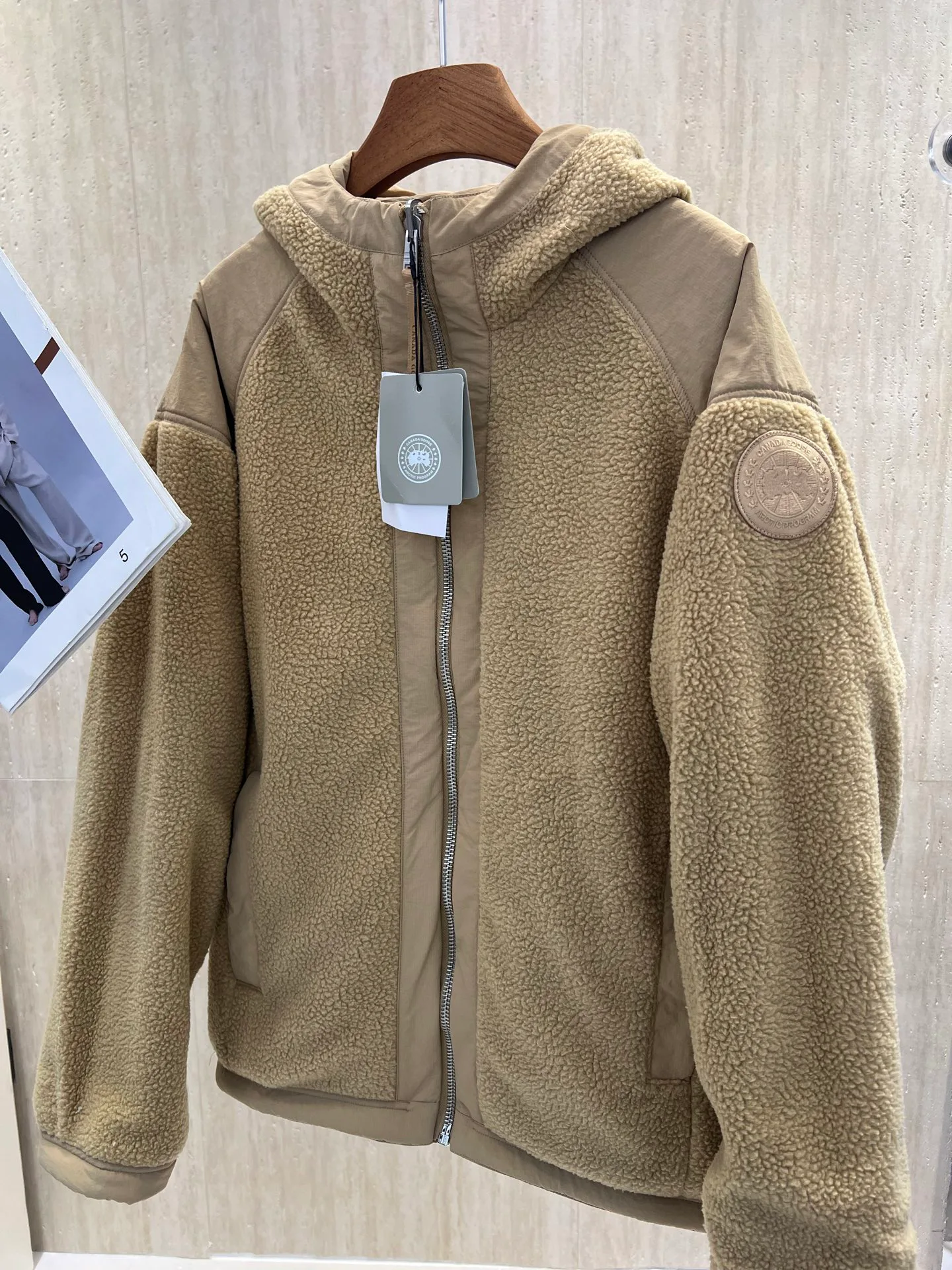 Men's Jackets And Down Jackets CANADA GOOSE 18330535