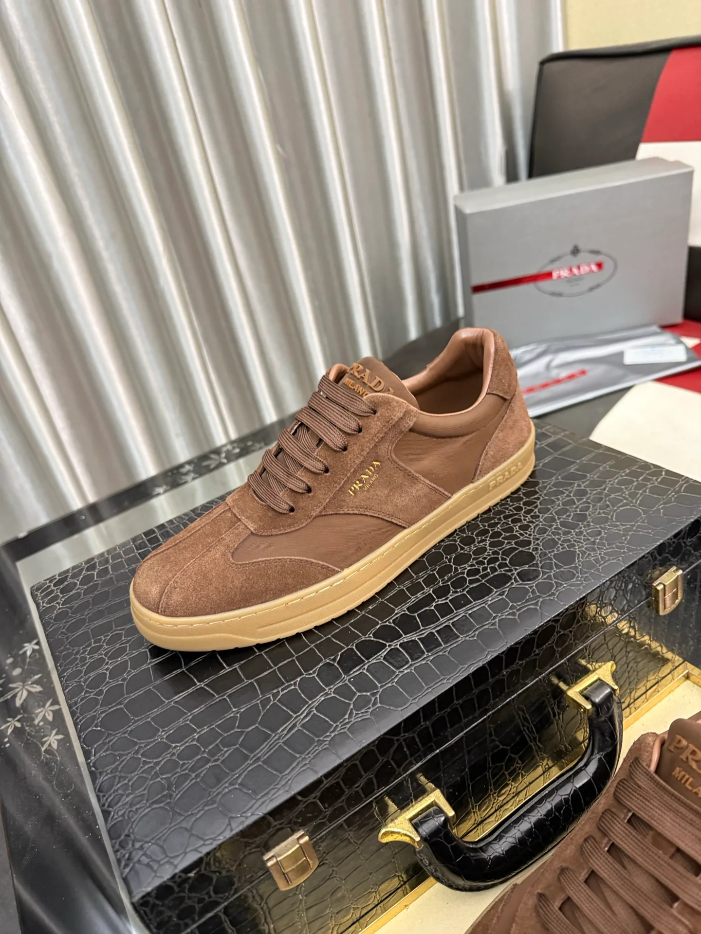 Men's Sneakers PRADA 18346803