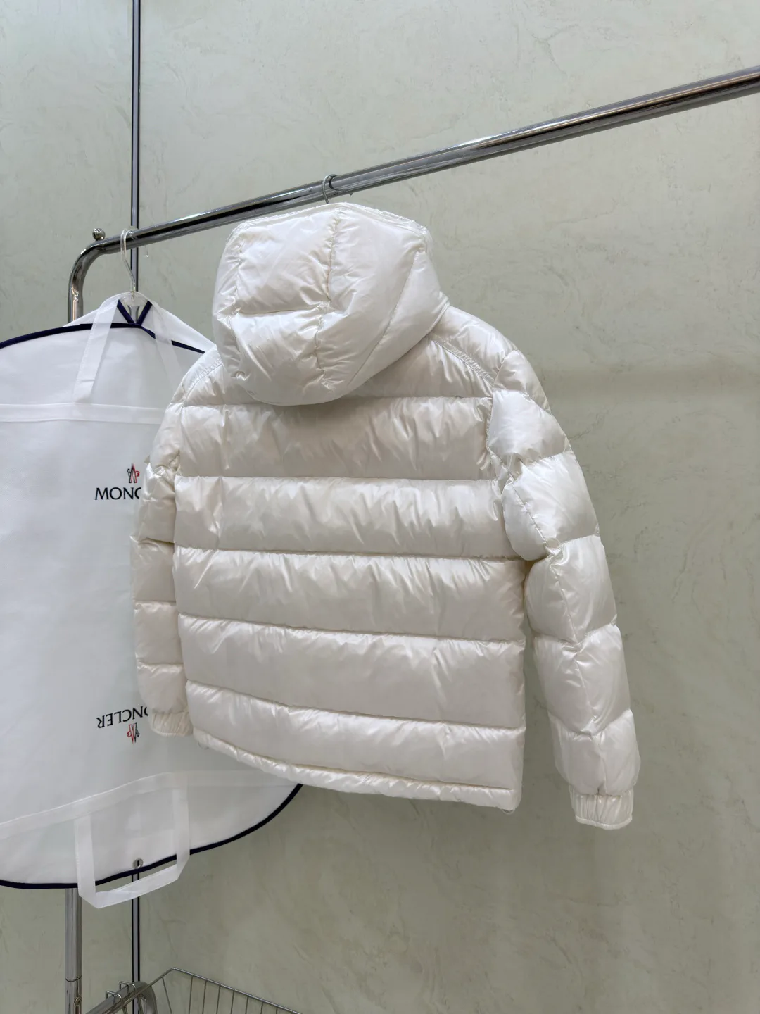 Men's Jackets And Down Jackets MONCLER 18383102