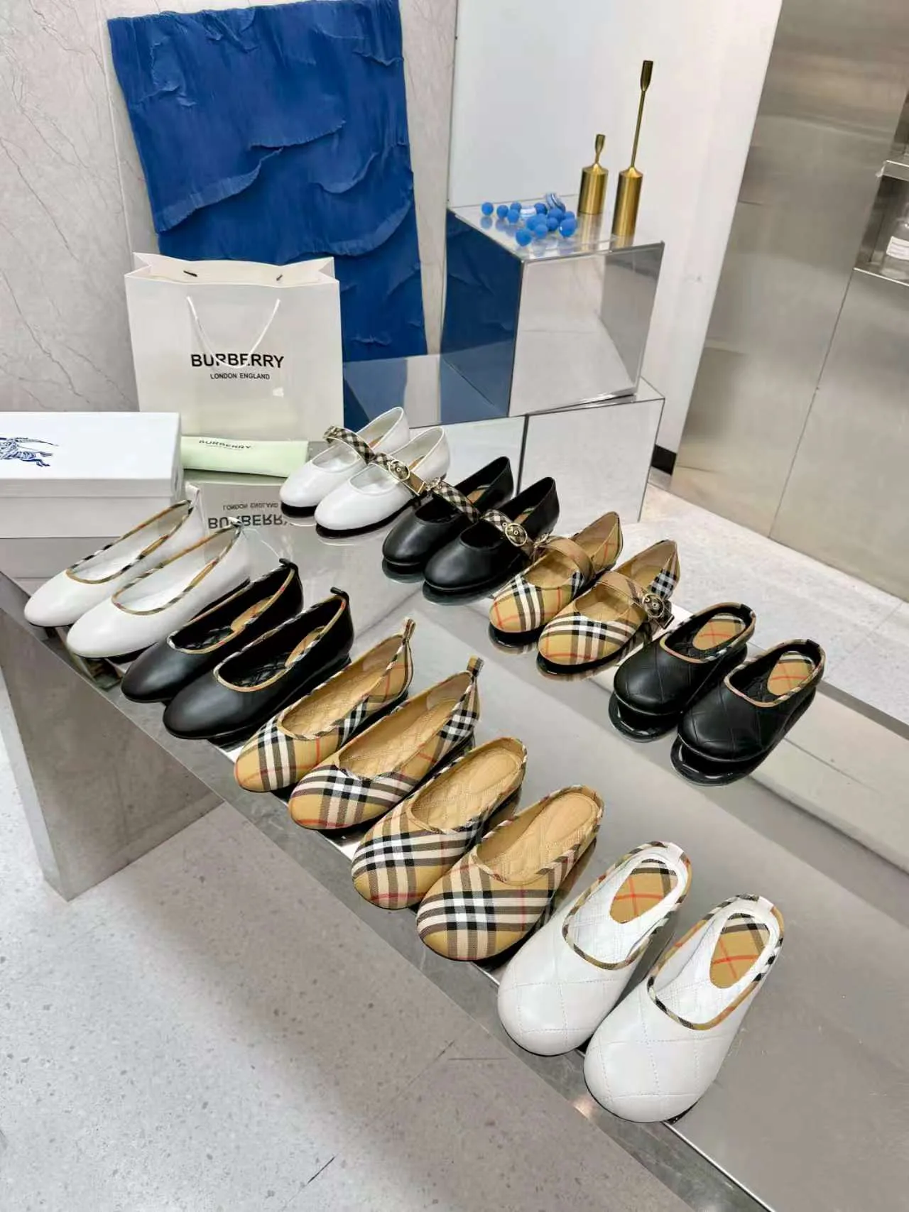Women's Ballet Flats BURBERRY 17411401