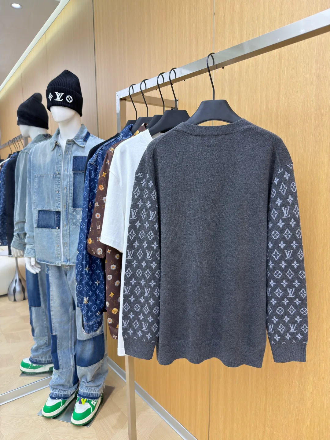 Men's Jumpers And Sweaters LOUIS VUITTON 17740874