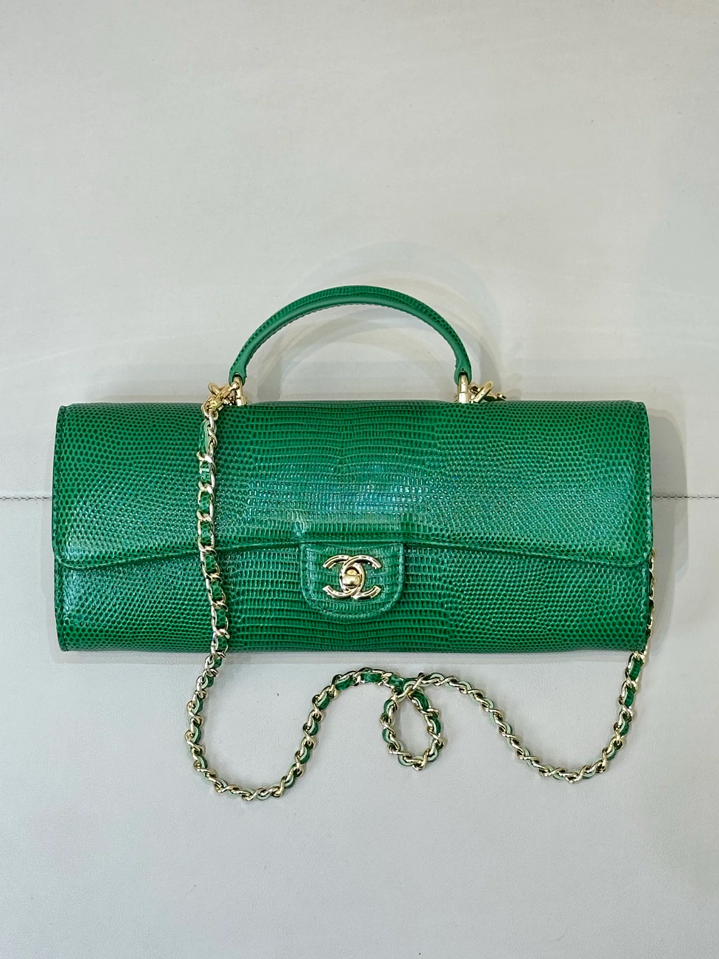 Women's Classic Handbags CHANEL 17376130