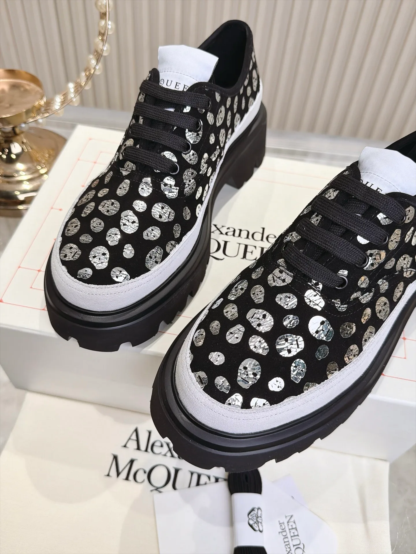 Men's Sneakers ALEXANDER MCQUEEN 18518409